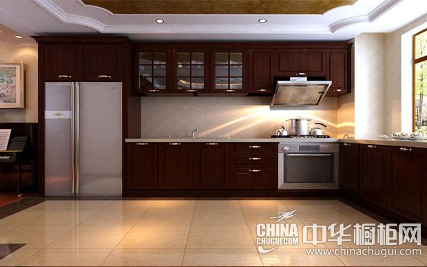 新中式厨房装修效果图 打造完美空间布局:厨房主要是做饭的享受过程追求享受的地方,冰箱和橱柜完美的结合,更加突出空间的合理利用。浅黄的花色的瓷砖,高贵的木质花纹橱柜板材,和地拼的呼应叫人称赞... --> 新中式厨房装修效果图 打造完美空间布局:厨房主要是做饭的享受过程追求享受的地方,冰箱和橱柜完美的结合,更加突出空间的合理利用。